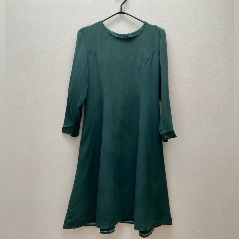 Vintage - Green Silk Dress with Buttons